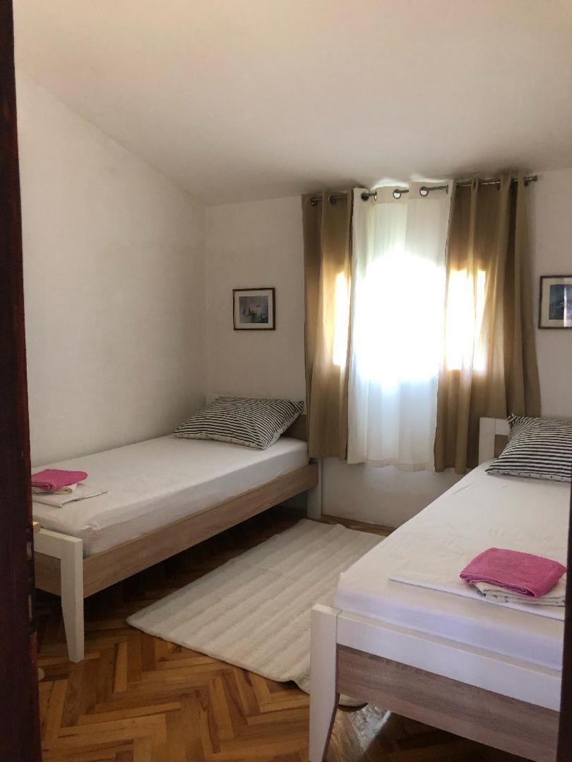 Apartman Suky Sukošan Екстериор снимка