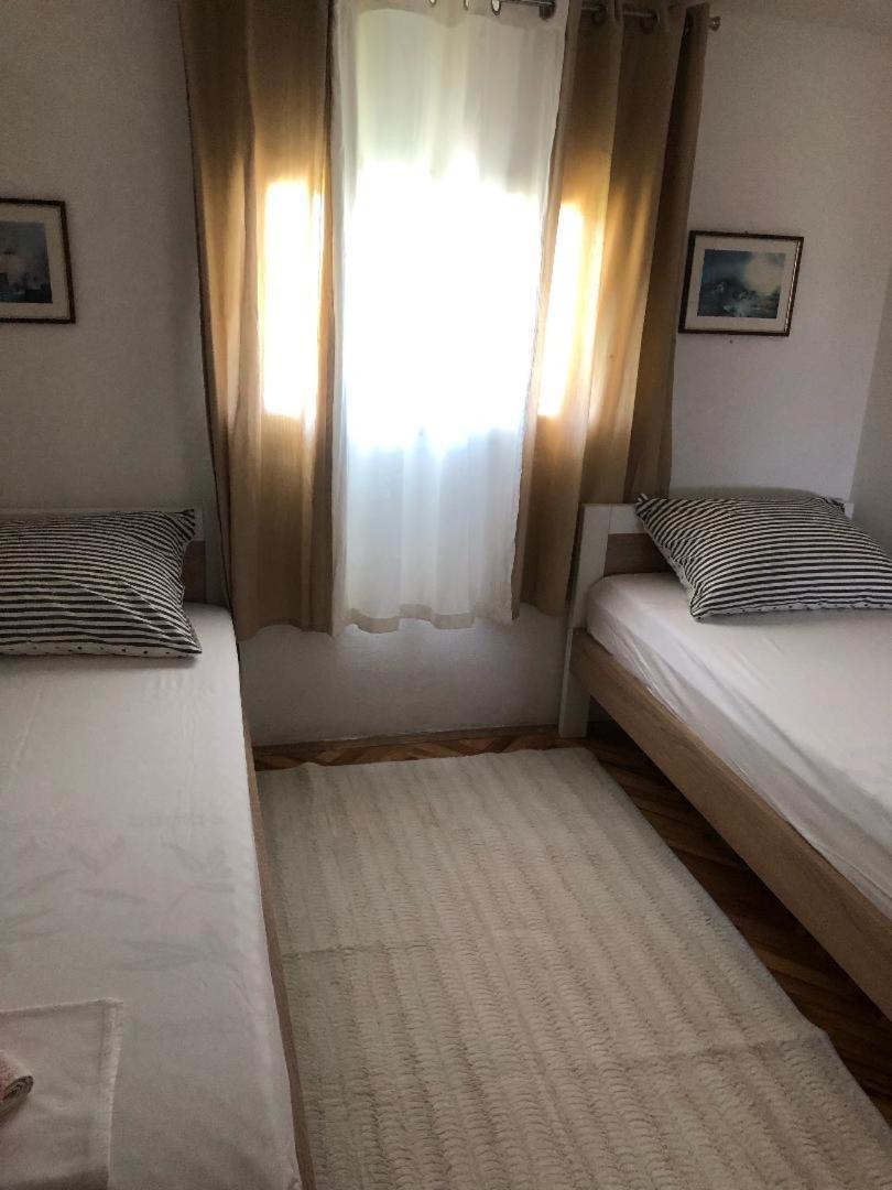 Apartman Suky Sukošan Екстериор снимка